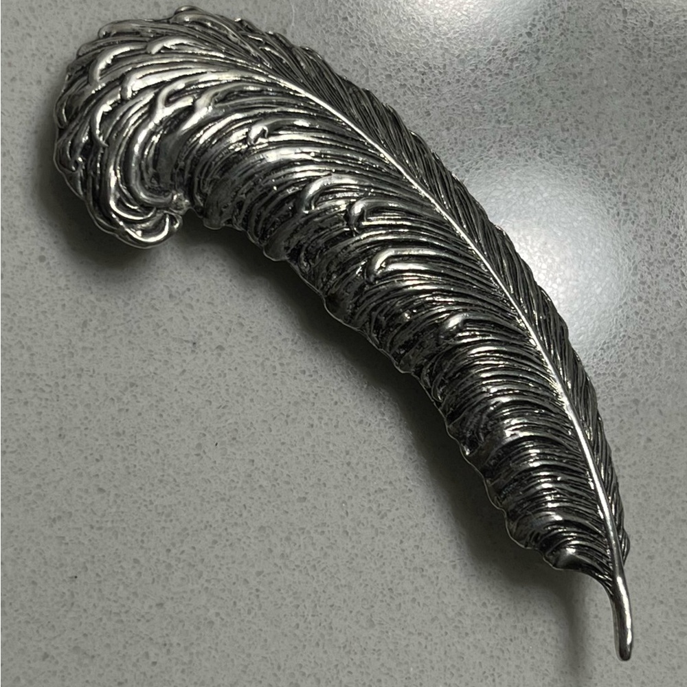 Vintage beau sterling silver feather quill brooch pin.
